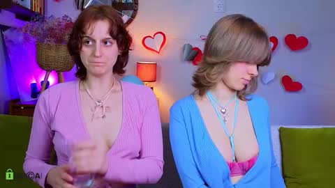 Hey Guys We are Julia ginger  Tina brunette online show from February 2026 03:25:01 AM