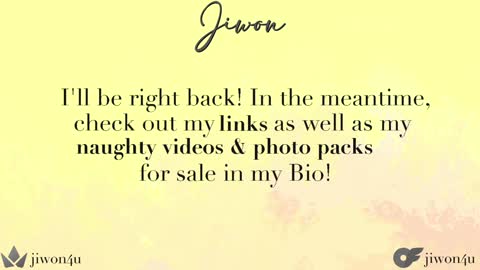 Snapshot of jiwon4u chatting on December 2024 12:49:01 PM Jiwon online show from December 2024 12:49:01 PM