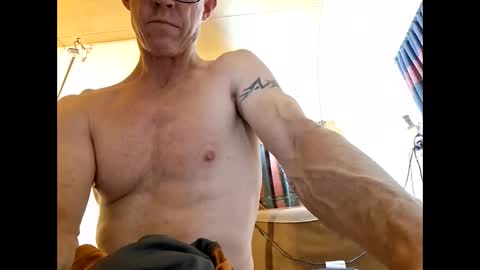 Snapshot of jj00txxx chatting on May 2026 11:35:02 PM jj00txxx online show from May 2026 11:35:02 PM