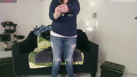 Snapshot of jjjust4fun1985 chatting on December 2024 12:16:01 AM Nicole Allen online show from December 2024 12:16:01 AM