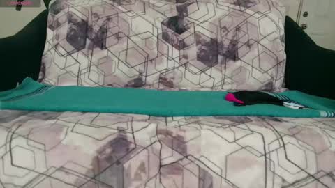 Snapshot of jjjust4fun1985 chatting on February 2025 11:37:02 PM Nicole Allen online show from February 2025 11:37:02 PM