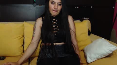 Snapshot of jjodie__ chatting on December 2024 07:03:01 AM luuuuuuuuuu online show from December 2024 07:03:01 AM