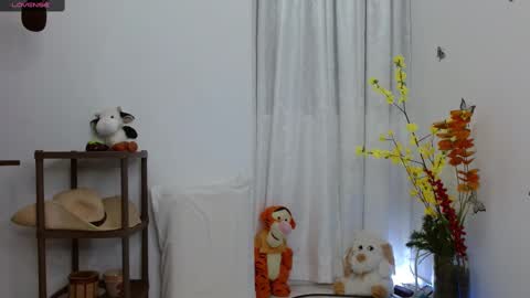 JJQUIN online show from February 2025 12:30:01 AM