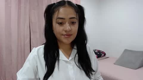 Snapshot of jjulietha95 chatting on February 2025 12:48:02 AM Julieta online show from February 2025 12:48:02 AM