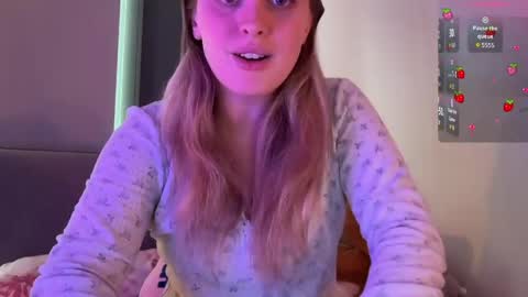 Snapshot of jjulietterose chatting on May 2026 10:53:01 AM Juliette Rose online show from May 2026 10:53:01 AM