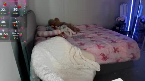 Juliette Rose online show from July 2026 06:41:01 AM