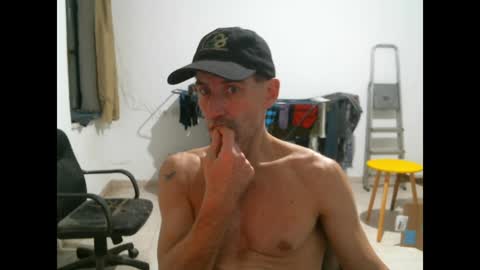 Snapshot of jlmbud chatting on January 2025 12:00:01 AM jlmbud online show from January 2025 12:00:01 AM