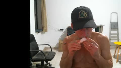 Snapshot of jlmbud chatting on January 2025 10:55:01 PM jlmbud online show from January 2025 10:55:01 PM