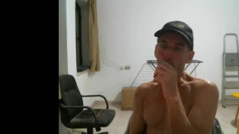 Snapshot of jlmbud chatting on March 2025 11:04:02 PM jlmbud online show from March 2025 11:04:02 PM