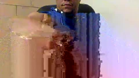 Snapshot of jln102004 chatting on February 2025 03:54:02 PM Holmesfifth online show from February 2025 03:54:02 PM