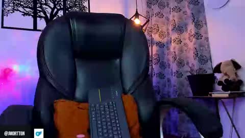 IGJmortton online show from March 2025 12:50:02 AM