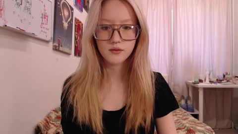 joan_kiss online show from September 2025 11:04:02 AM