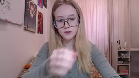 joan_kiss online show from May 2026 07:48:02 AM