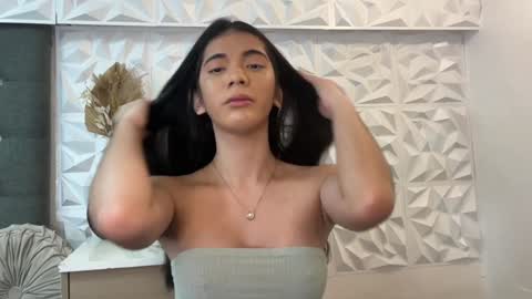 Snapshot of joanaemerald chatting on January 2025 10:49:02 PM joana online show from January 2025 10:49:02 PM