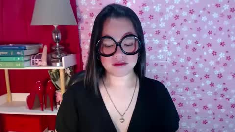 Joana online show from November 2025 08:52:01 PM