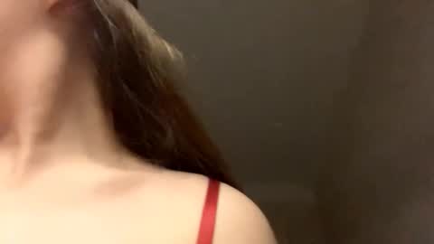 Snapshot of joanalkins chatting on October 2025 08:43:02 PM Adel online show from October 2025 08:43:02 PM