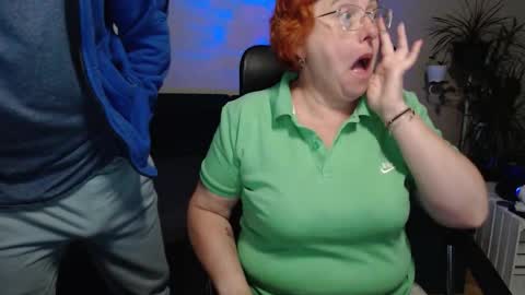 Snapshot of joannaandneighbour chatting on September 2025 08:42:02 AM Joanna and Greg online show from September 2025 08:42:02 AM