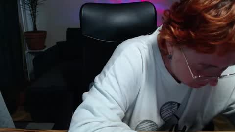 Snapshot of joannaandneighbour chatting on October 2025 10:16:02 AM Joanna and Greg online show from October 2025 10:16:02 AM