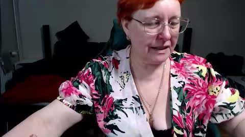 Snapshot of joannaandneighbour chatting on February 2026 01:09:02 PM Joanna and Greg online show from February 2026 01:09:02 PM