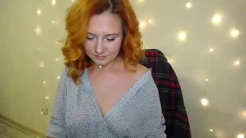 Snapshot of joanne_star chatting on November 2025 02:39:01 PM SweetGinger online show from November 2025 02:39:01 PM