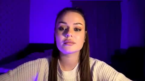 Elizabeth online show from December 2025 06:14:01 PM