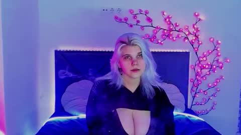 Snapshot of joannlowes chatting on February 2026 08:38:01 PM Joann online show from February 2026 08:38:01 PM