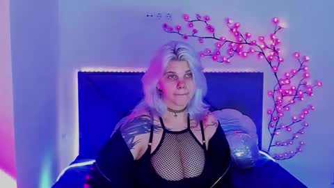 Snapshot of joannlowes chatting on March 2026 08:25:02 PM Joann online show from March 2026 08:25:02 PM