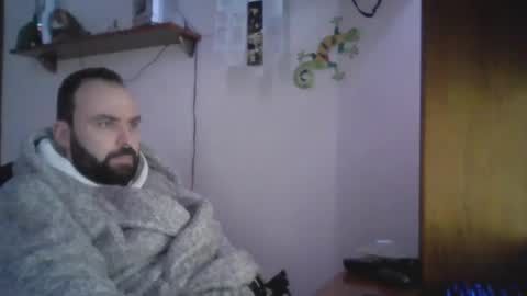 joaodias_18 online show from March 2025 06:54:02 PM