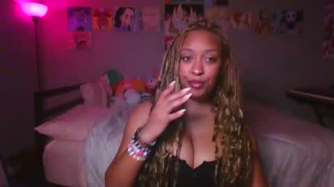 Snapshot of jobxbyy chatting on January 2025 03:32:02 AM JoJo 3 online show from January 2025 03:32:02 AM