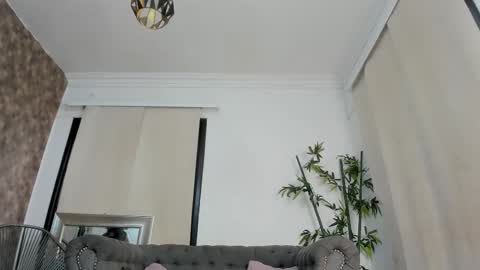 Jocy  online show from December 2025 12:03:02 PM