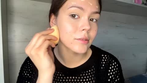 Snapshot of jodeesolarz chatting on April 2026 10:02:02 AM Mila online show from April 2026 10:02:02 AM