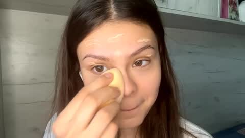 Snapshot of jodeesolarz chatting on April 2026 09:48:02 AM Mila online show from April 2026 09:48:02 AM