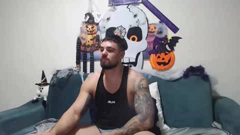 Snapshot of jodogs chatting on November 2025 11:54:01 AM Tiberius online show from November 2025 11:54:01 AM