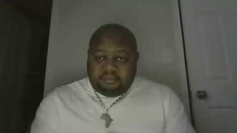 joe2530360 online show from December 2025 06:00:01 AM