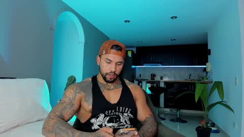 joe_esthetic online show from January 2025 11:43:01 PM