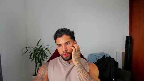 joe_esthetic online show from October 2025 07:27:01 PM