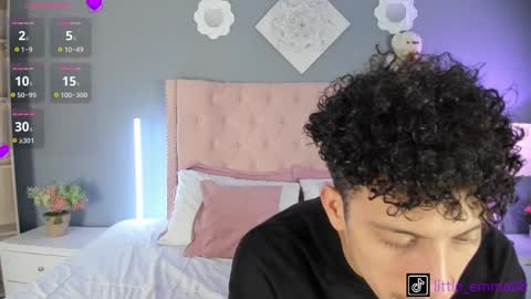 Snapshot of joeandemma chatting on September 2025 10:26:02 PM Emma Joe online show from September 2025 10:26:02 PM