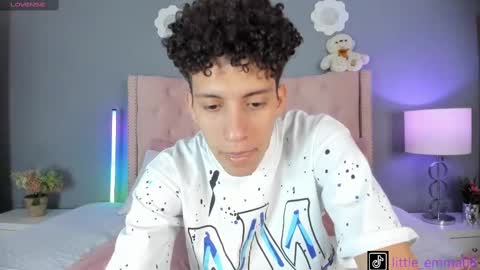 Snapshot of joeandemma chatting on October 2025 10:18:01 PM Emma Joe online show from October 2025 10:18:01 PM