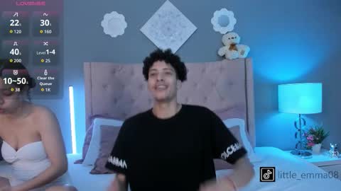 Snapshot of joeandemma chatting on November 2025 09:14:01 PM Emma Joe online show from November 2025 09:14:01 PM