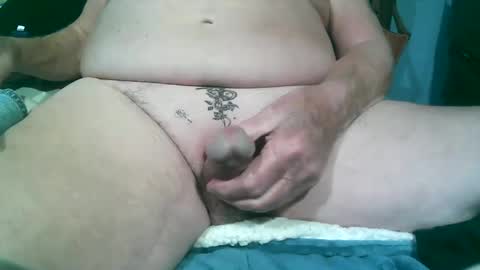 Snapshot of joehornet71 chatting on January 2025 03:00:02 AM joehornet71 online show from January 2025 03:00:02 AM