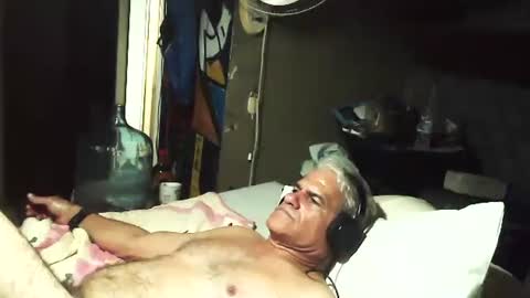 Snapshot of joelcojones chatting on December 2024 11:24:01 AM joelcojones online show from December 2024 11:24:01 AM