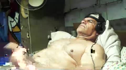 Snapshot of joelcojones chatting on March 2025 12:16:01 PM joelcojones online show from March 2025 12:16:01 PM