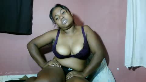 joenah012 online show from July 2026 06:04:01 PM