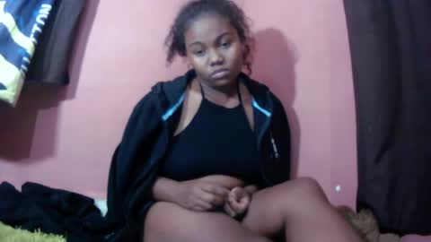 joenah012 online show from July 2026 06:43:02 PM