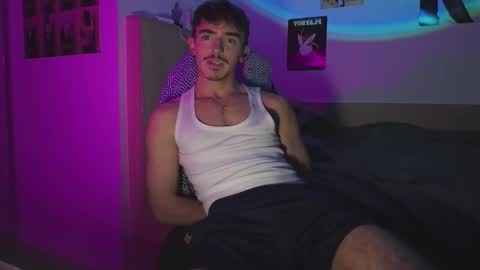 JoeOsulli online show from November 2025 09:14:02 PM