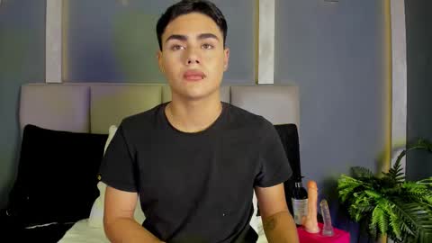 JOEY  online show from February 2026 01:22:01 PM