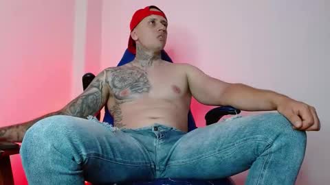     online show from November 2025 05:42:02 AM