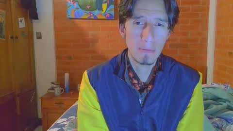 Snapshot of johan70nsexy chatting on December 2025 06:19:02 AM johan70nsexy online show from December 2025 06:19:02 AM