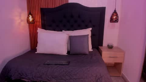 Johan  online show from April 2026 11:30:02 AM