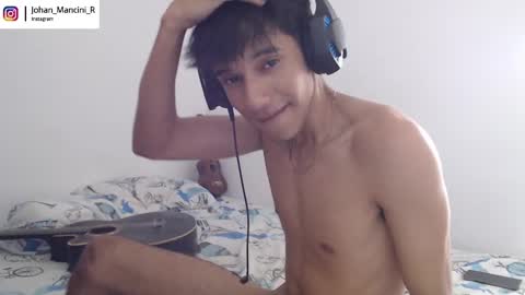 Snapshot of johan_mancini_r chatting on January 2025 09:15:01 PM johan_mancini_r online show from January 2025 09:15:01 PM